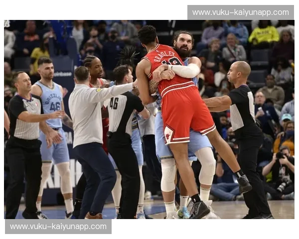 战神归来，王者争霸：公牛与灰熊的宿命对决